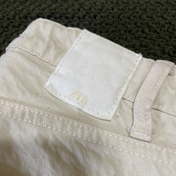 ZARA Straight Leg Jean - Picture 3 of 4